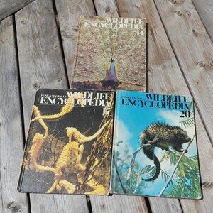 VINTAGE Funk & Wagnalls Wildlife Encyclopedias Lot of 3 Volumes 14, 17, …